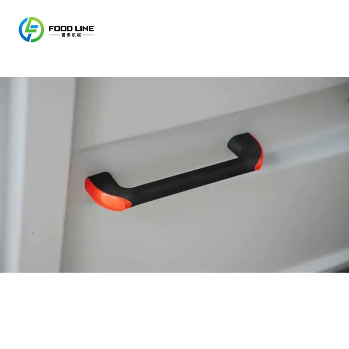 Toilettes portables personnalisées pour personnes handicapées